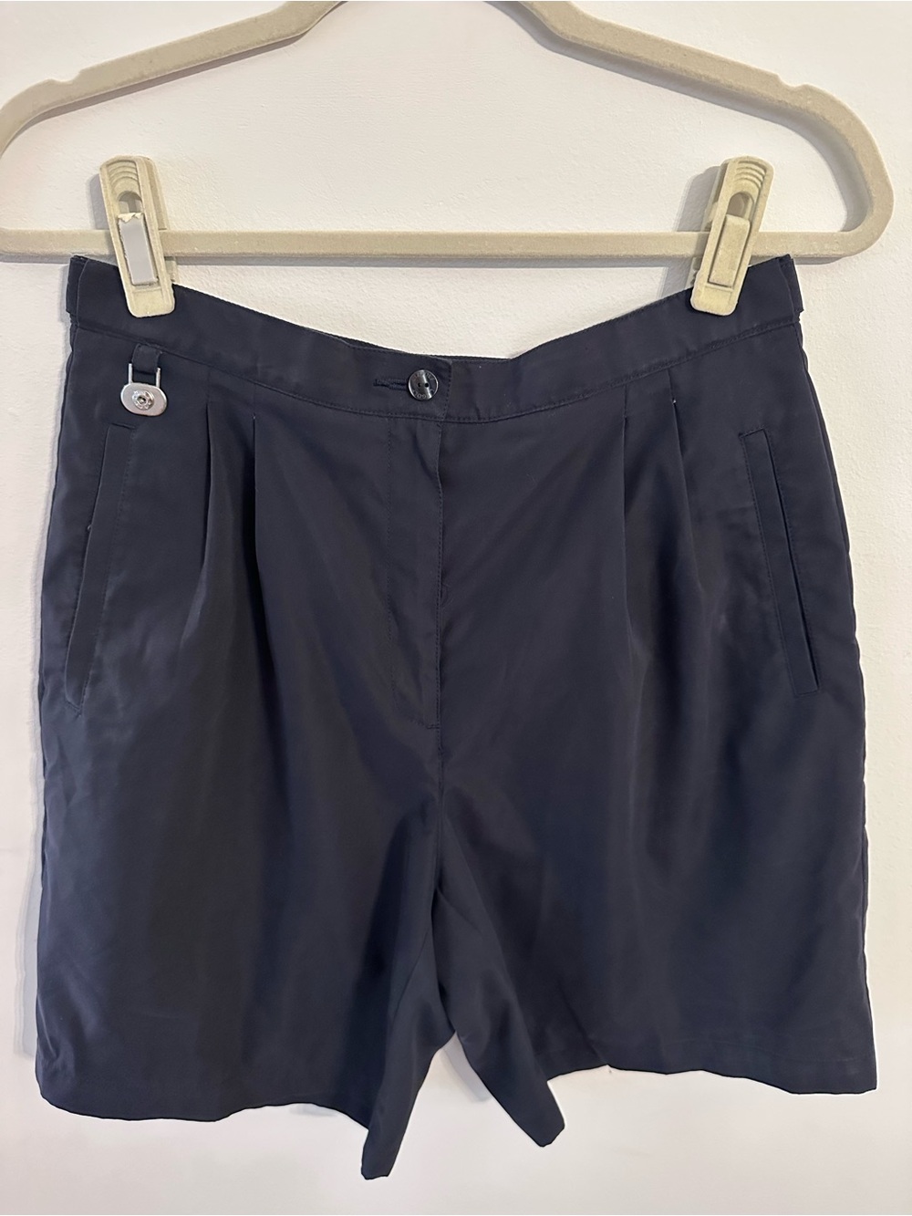 Liz Claiborne Navy Women's Golf Shorts Size 10